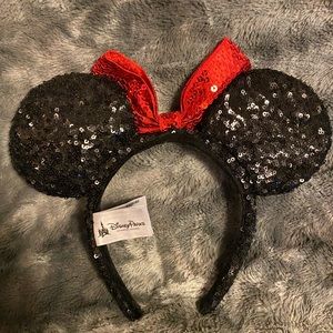 Minnie Mouse Sequin Ear Headband